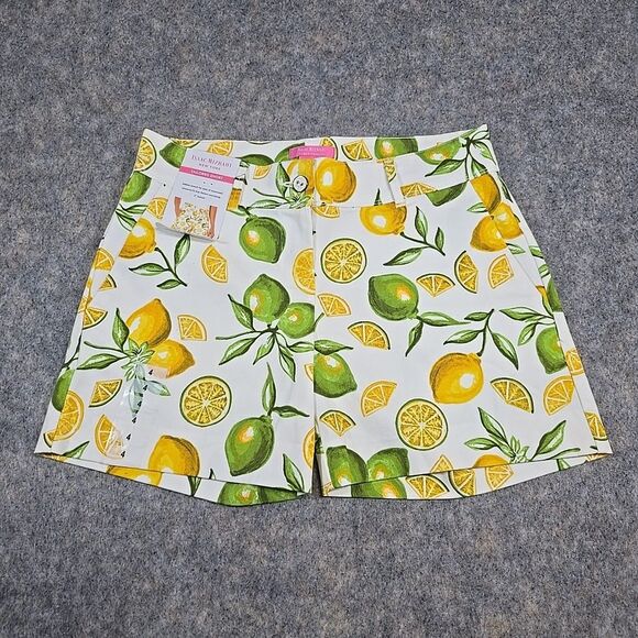 NWT Isaac Mizrahi Citrus Lemon and Limes Print Women's Shorts Size 4 Vacation - Picture 1 of 9
